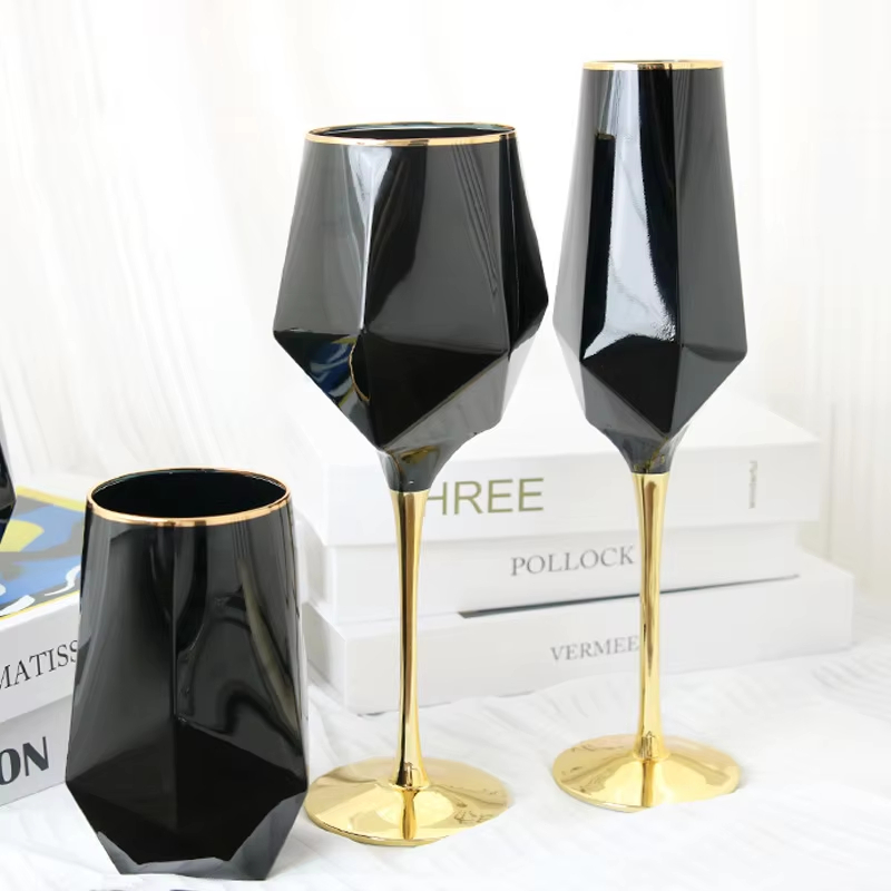 Verre à vin en cristal noir pu - Home Cinema Glasses avis et prix